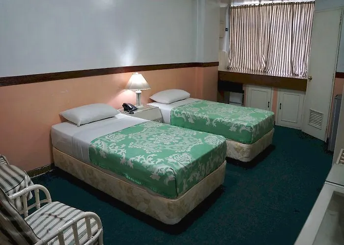 Robelle 2* Manila